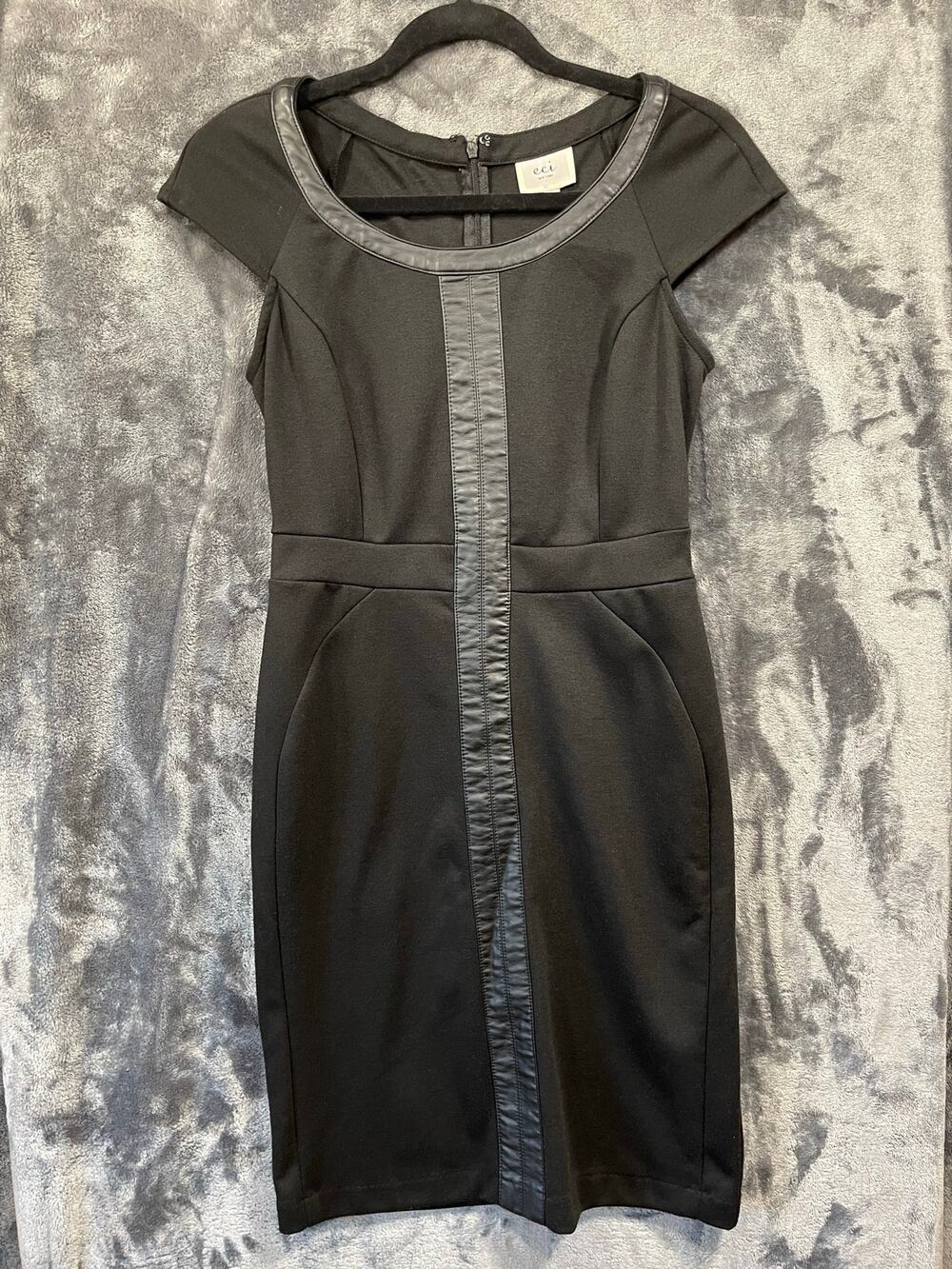 Black Faux Leather Trim Sheath Dress Womens Size 4 Short Sleeve Stretch LBD